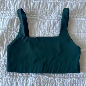 Girlfriend Collective Tommy Sports Bra in Moss size Small.